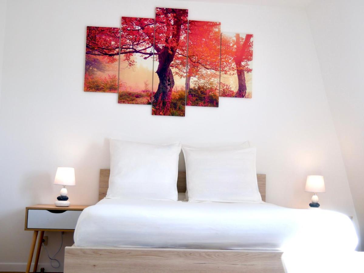 Le Petit Soleil De Corbeil Apartment Luaran gambar