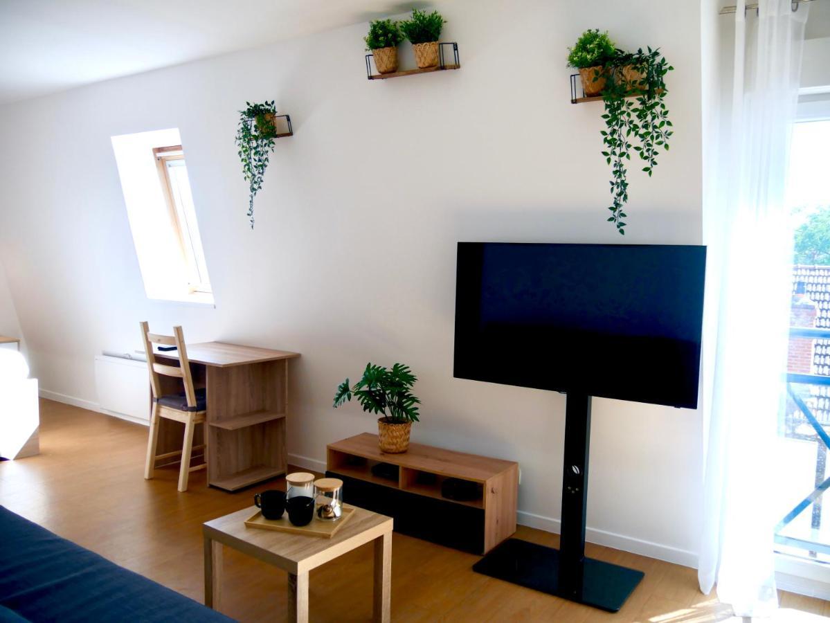 Le Petit Soleil De Corbeil Apartment Luaran gambar