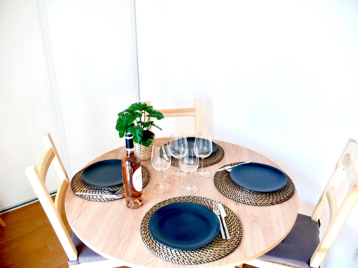 Le Petit Soleil De Corbeil Apartment Luaran gambar